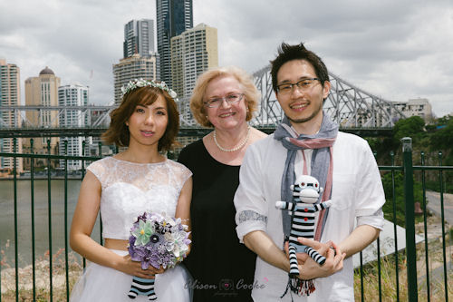 Jennifer Cram, Brisbane Marriage Celebrant,
                      elopement wedding overlooking the Story Bridge